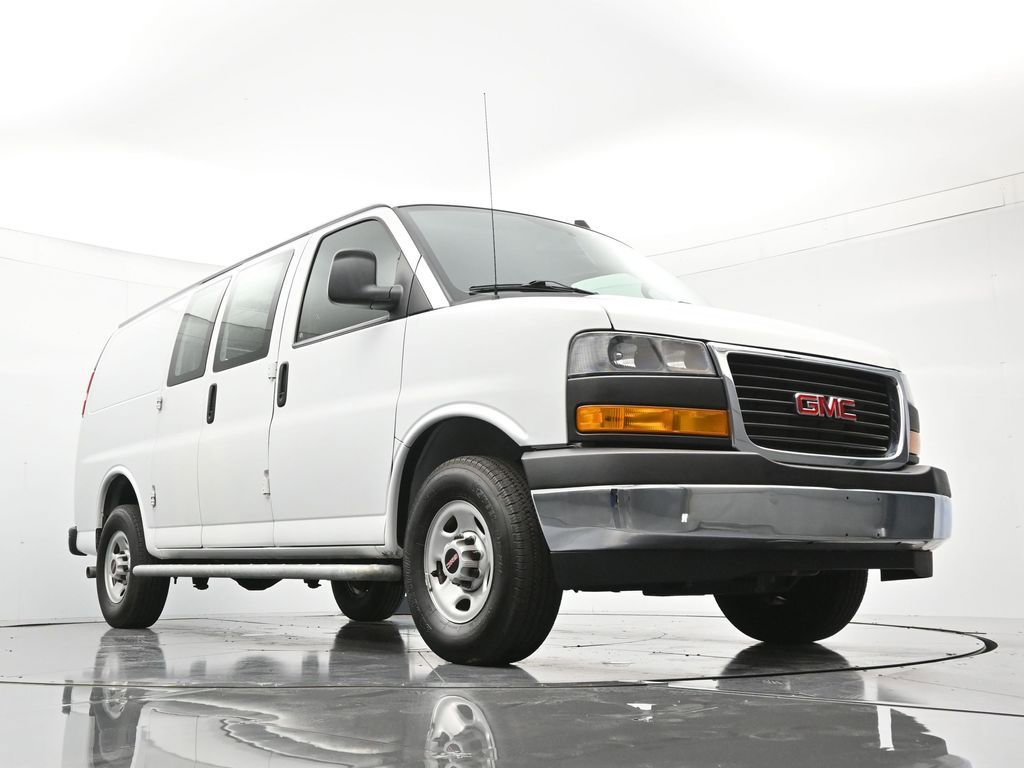 Used 2024 GMC Savana 2500 w/ Driver Convenience Package image 34