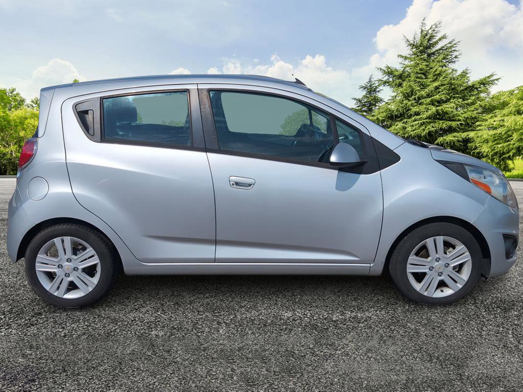 Used 2014 Chevrolet Spark LT FWD image 8