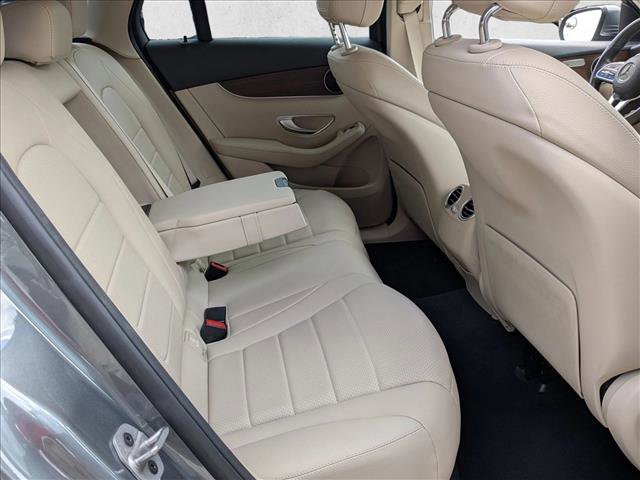 Used 2022 Mercedes-Benz GLC 300 image 19