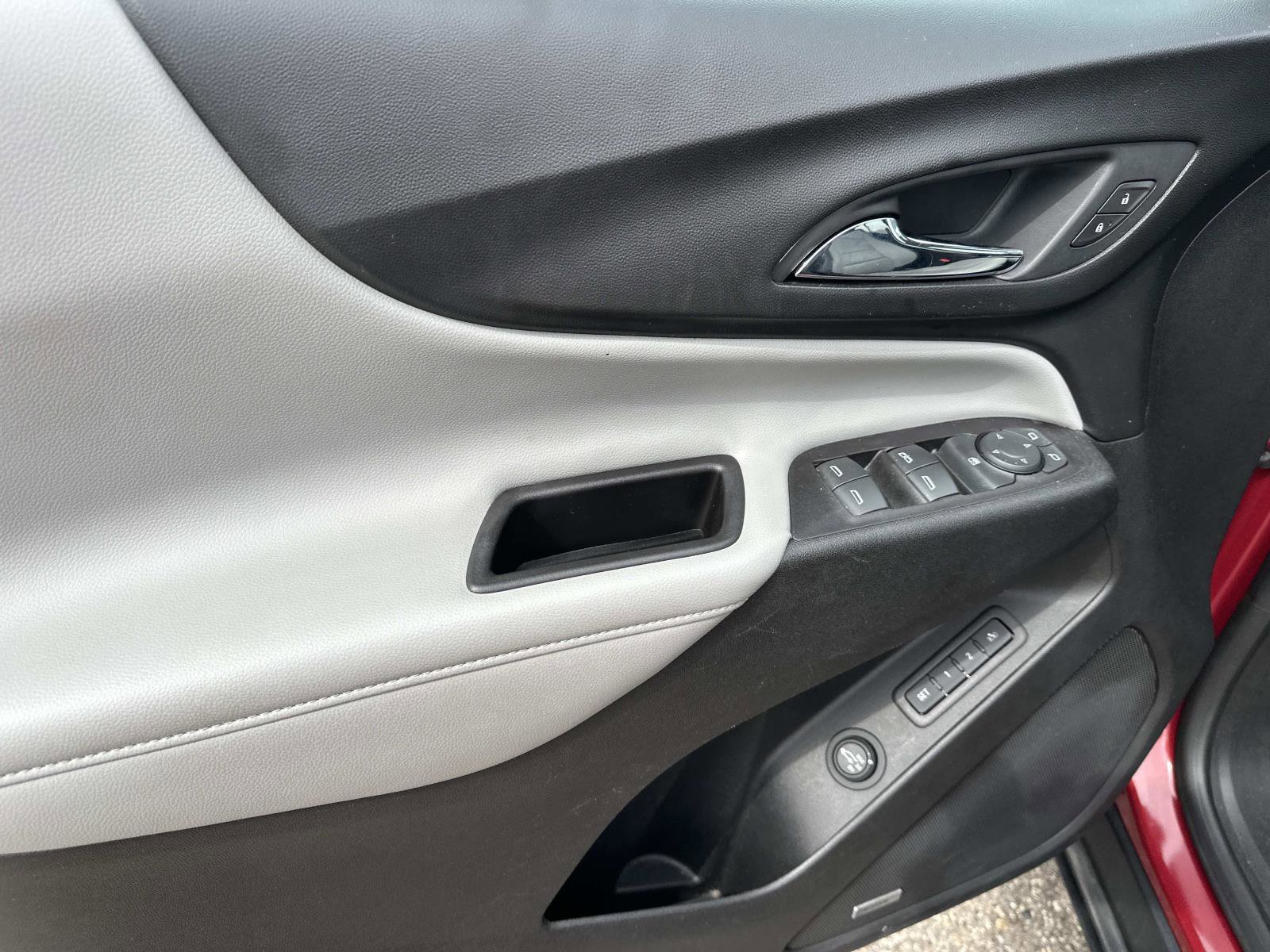 Certified 2018 Chevrolet Equinox Premier image 15