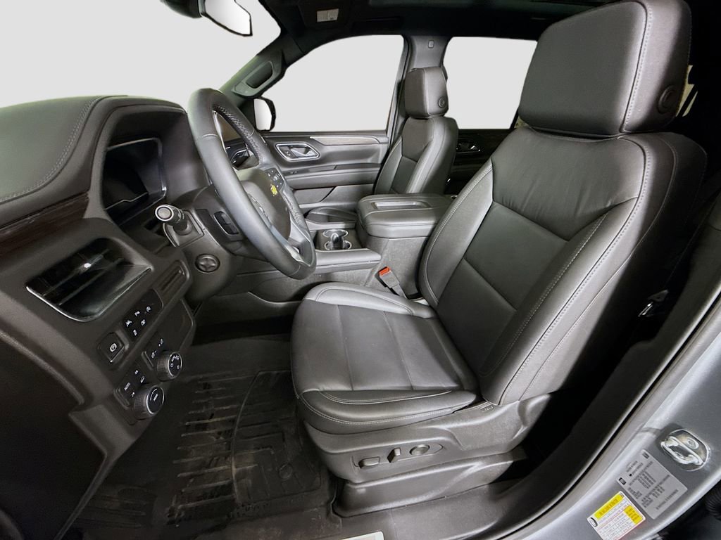 Used 2024 Chevrolet Tahoe LT w/ LT Signature Plus Package image 21