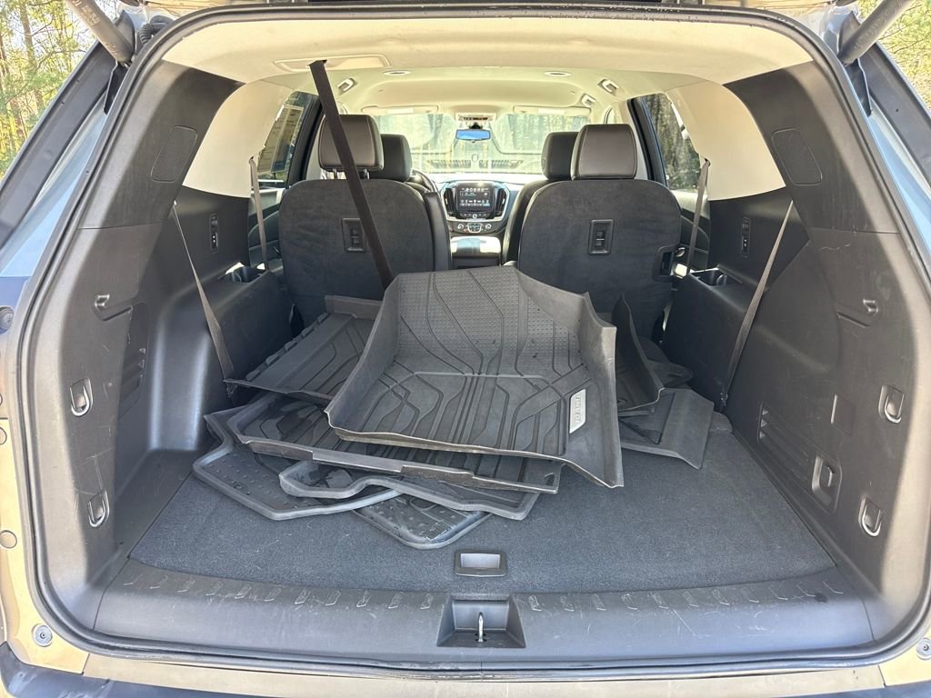 Used 2019 Chevrolet Traverse LT w/ LT Premium Package image 27