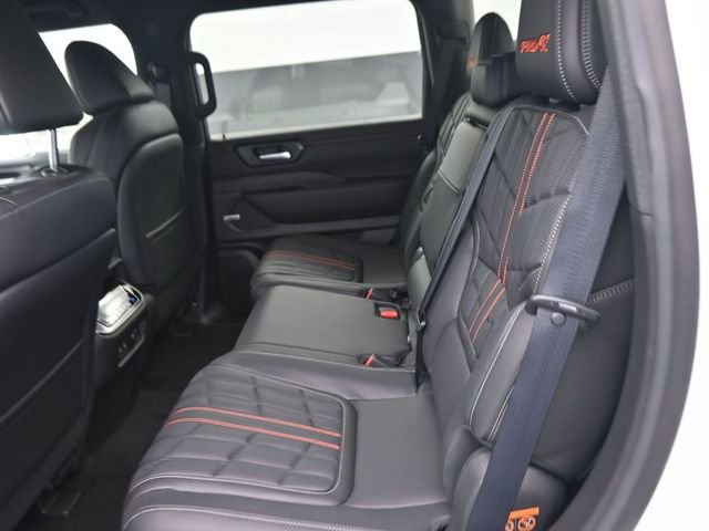 Used 2025 Nissan Armada PRO-4X image 21