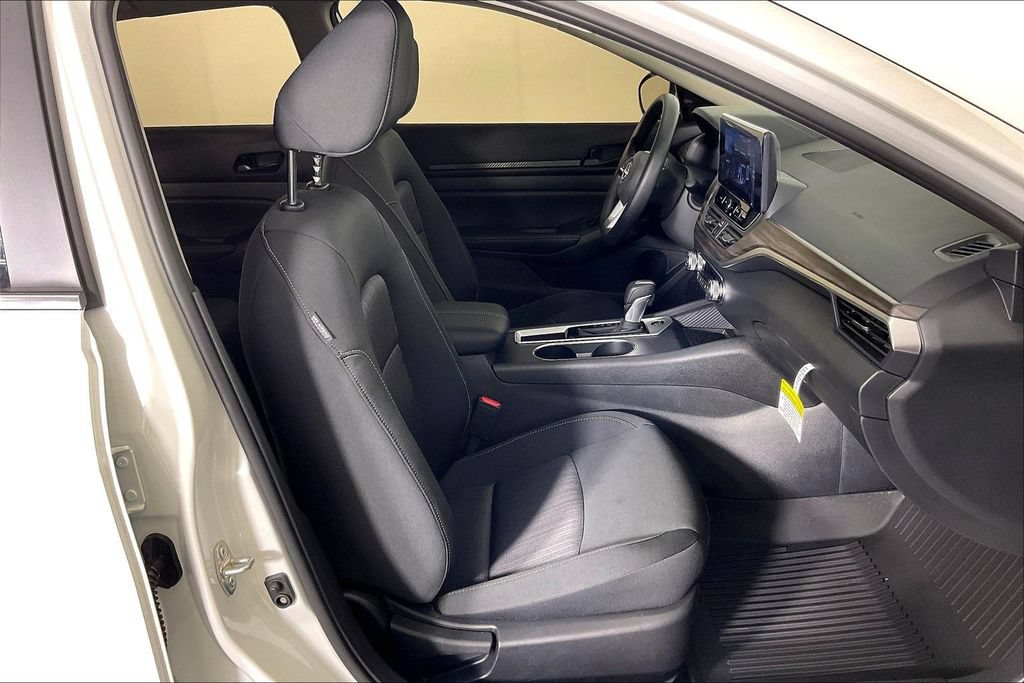 New 2026 Nissan Altima 2.5 SV w/ SV Special Edition Package FWD image 33