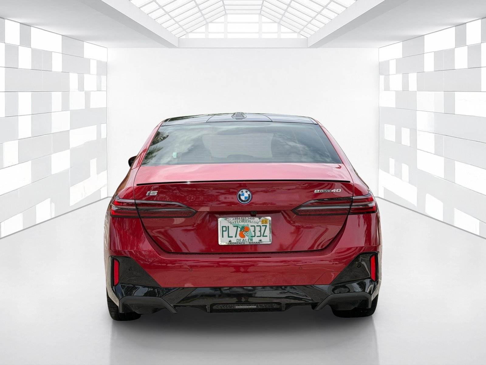 Used 2026 BMW i5 eDrive40 w/ M Sport Package RWD image 6