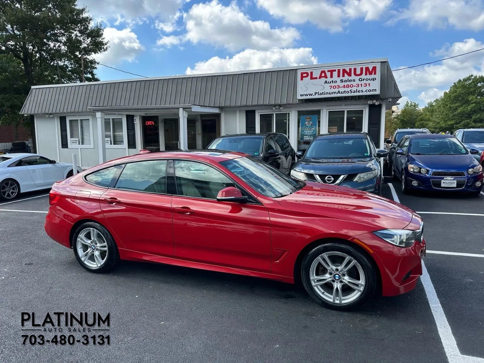 Used 2018 BMW 330i Gran Turismo xDrive image 2