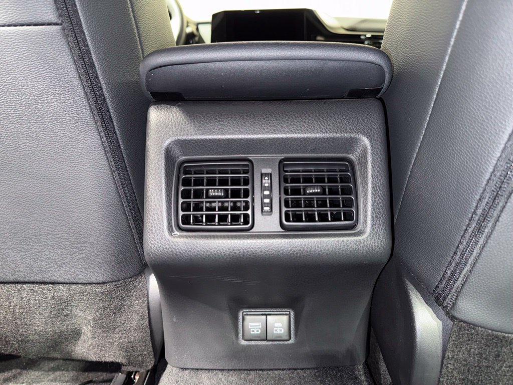 Certified 2026 Toyota Camry SE w/ Convenience Package AWD/4WD image 19