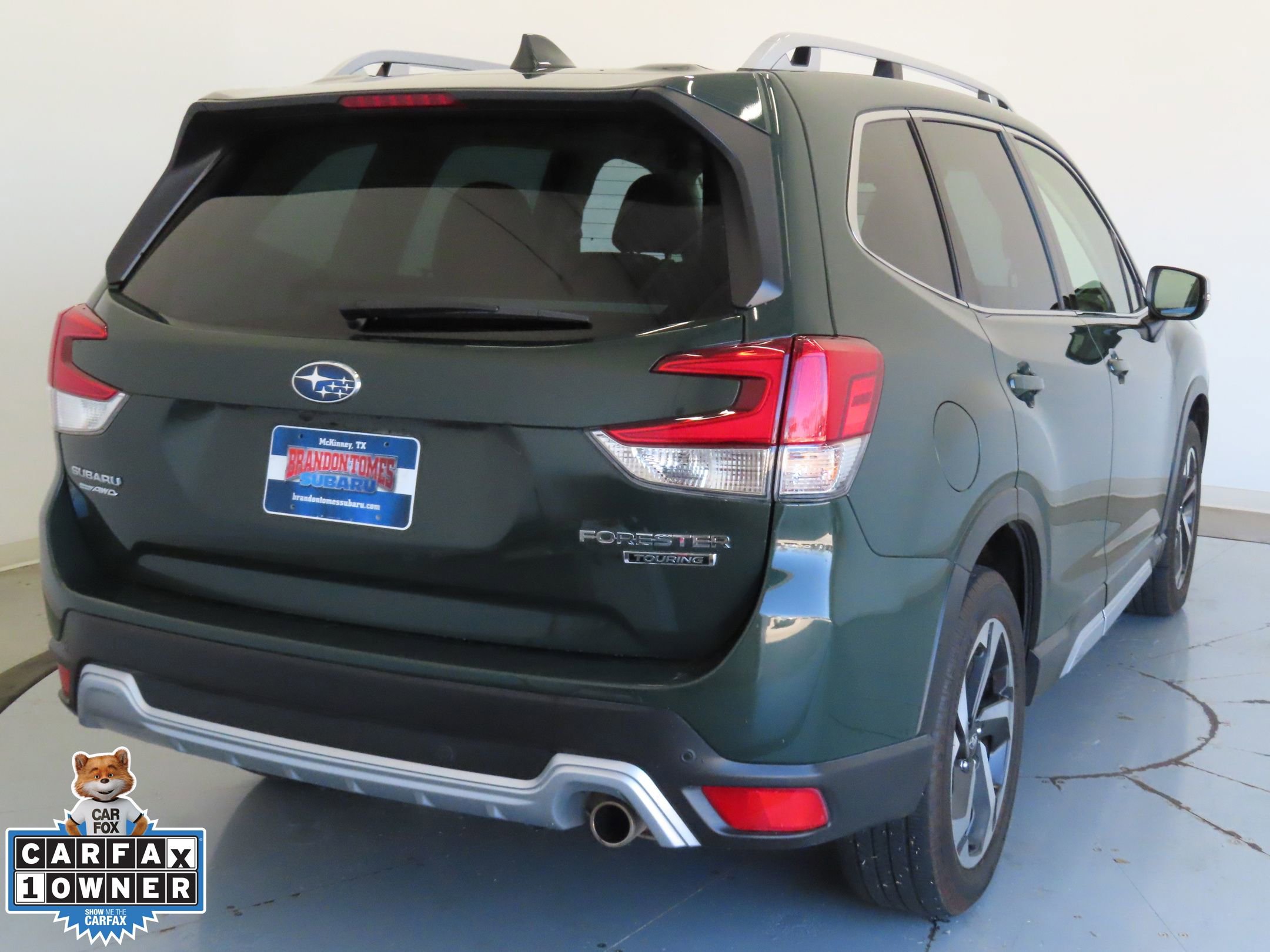 Used 2023 Subaru Forester Touring image 3