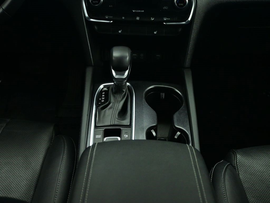 Used 2019 Hyundai Santa Fe Limited image 13