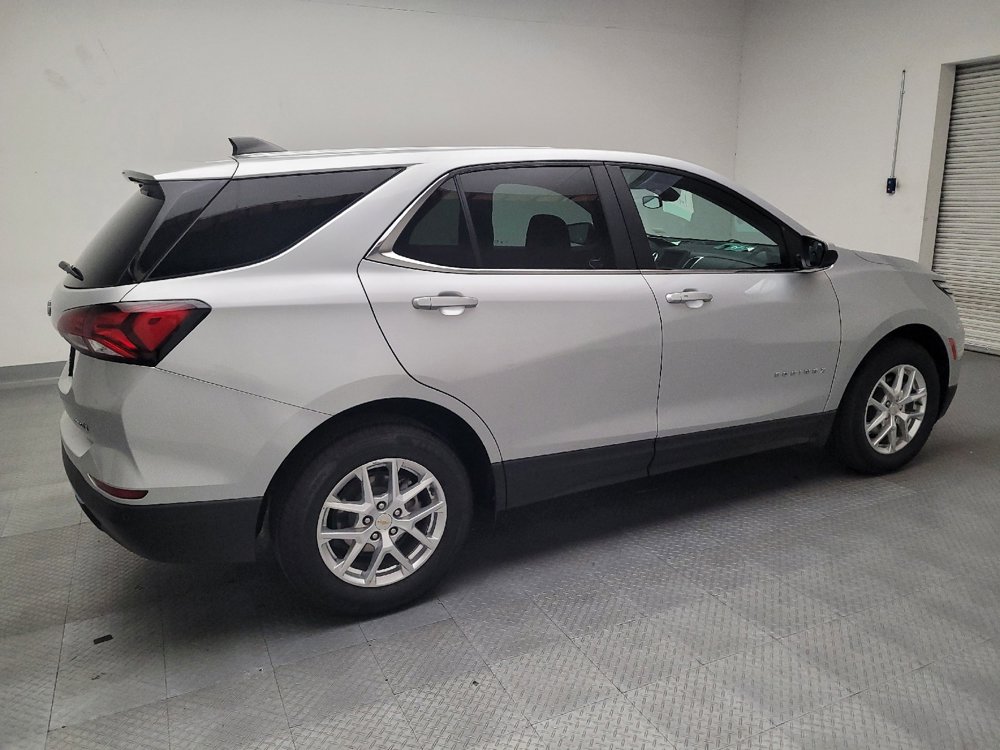 Used 2022 Chevrolet Equinox LT w/ Driver Convenience Package AWD/4WD image 10