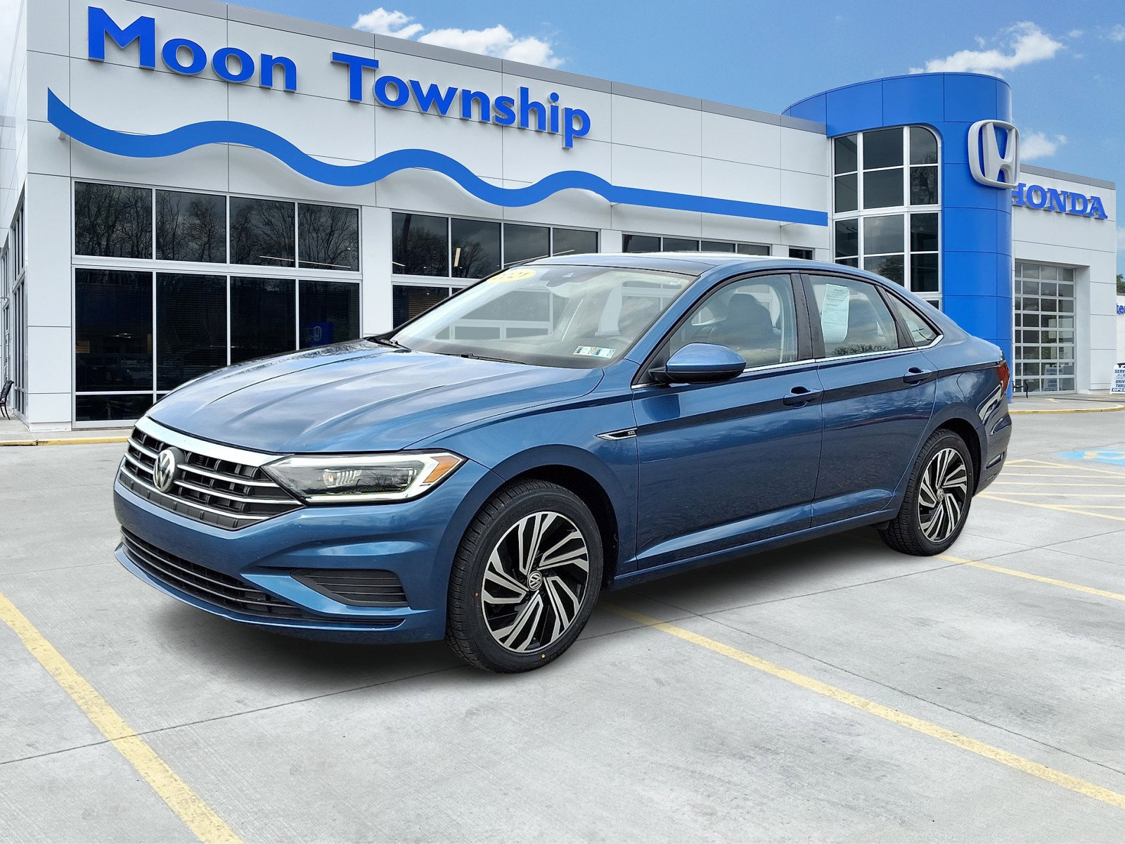 Used 2021 Volkswagen Jetta SEL image 3