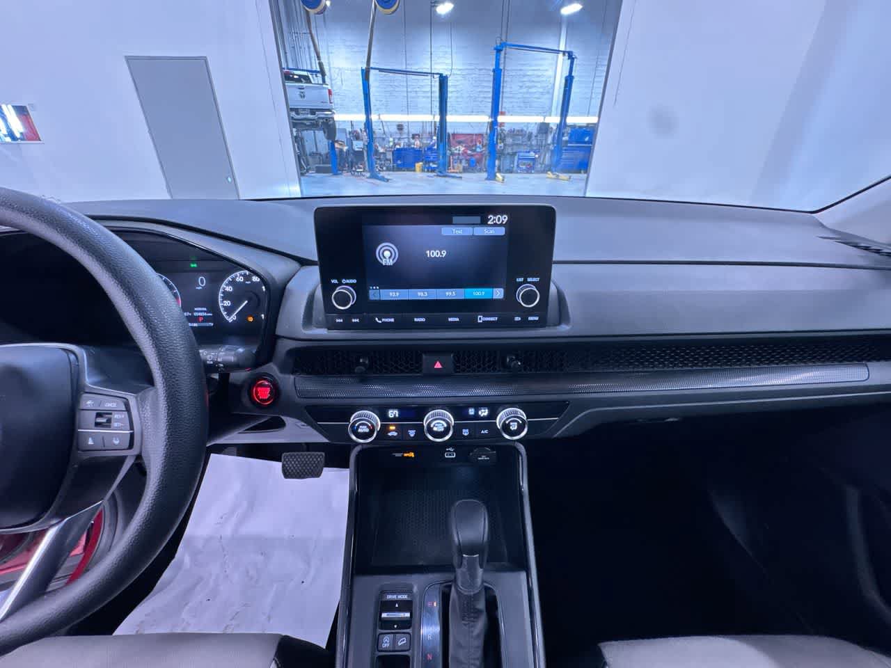 Used 2025 Honda CR-V LX image 23
