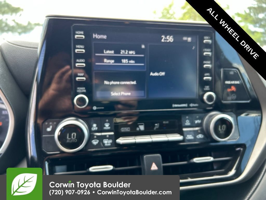 Used 2022 Toyota Highlander XLE AWD/4WD image 31