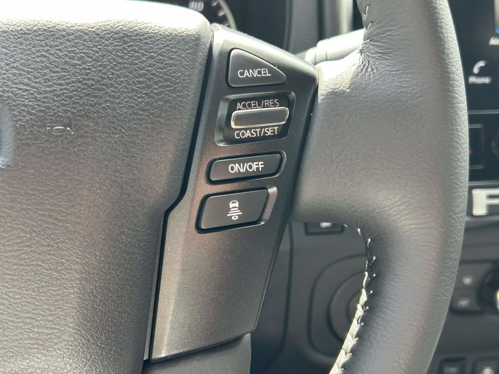 Used 2025 Nissan Frontier SV w/ SV Convenience Package RWD image 23