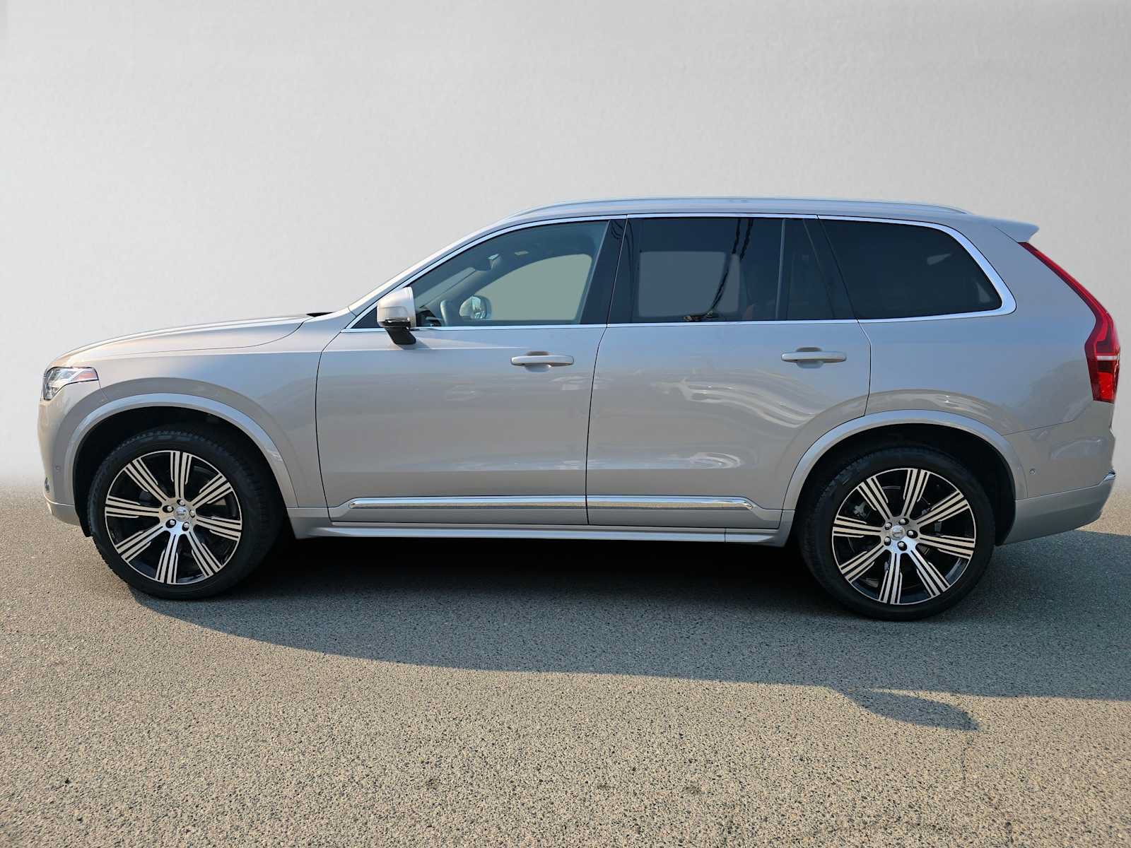 Certified 2023 Volvo XC90 B6 Ultimate AWD/4WD image 6