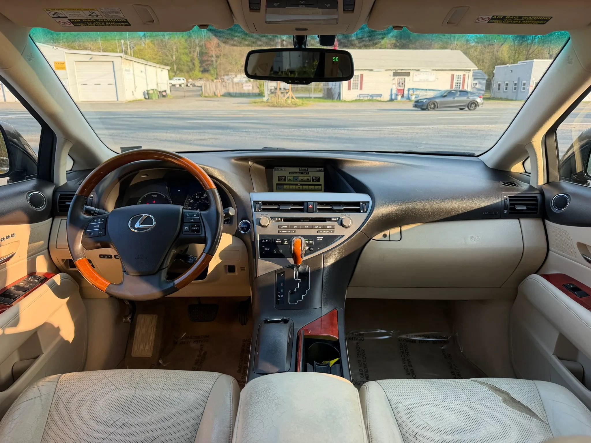 Used 2010 Lexus RX 450h AWD image 32