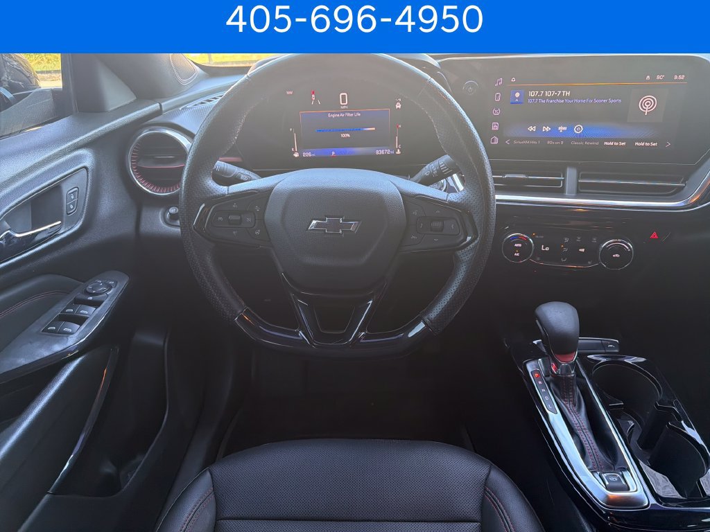 Used 2024 Chevrolet Trax RS w/ Sunroof Package FWD image 20