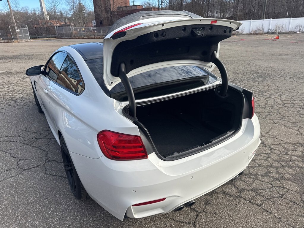 Used 2015 BMW M4 Coupe image 40