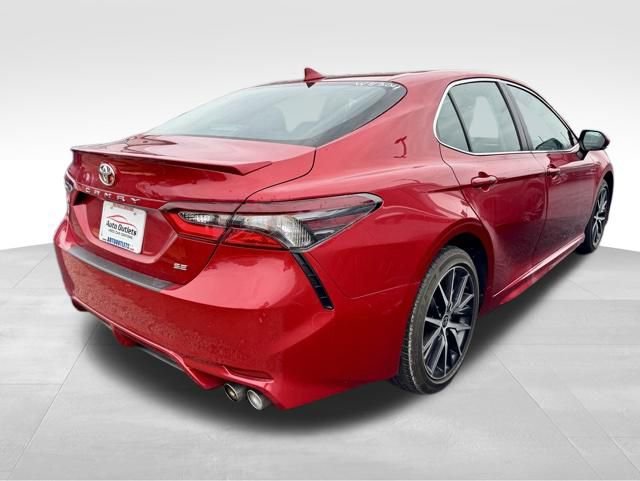 Used 2023 Toyota Camry SE FWD image 8