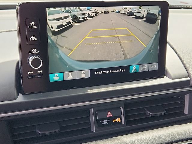 Used 2025 Honda Pilot Touring image 17