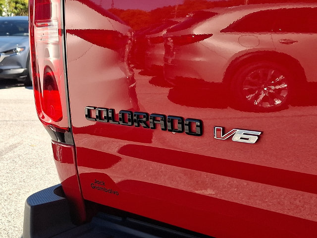 Used 2019 Chevrolet Colorado ZR2 w/ ZR2 Dusk Special Edition AWD/4WD image 30