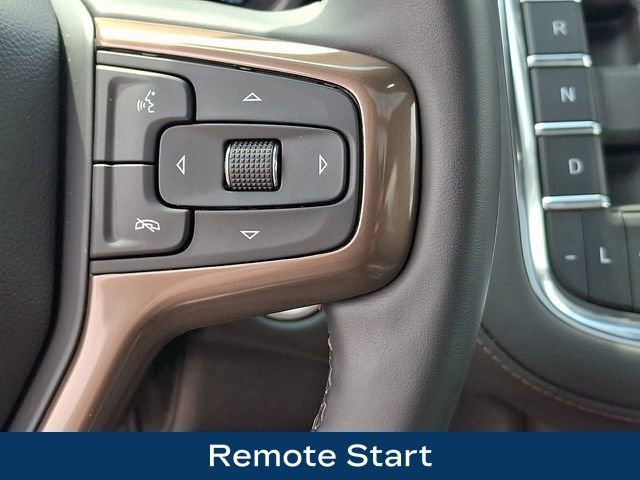 Used 2024 Chevrolet Suburban High Country AWD/4WD image 11