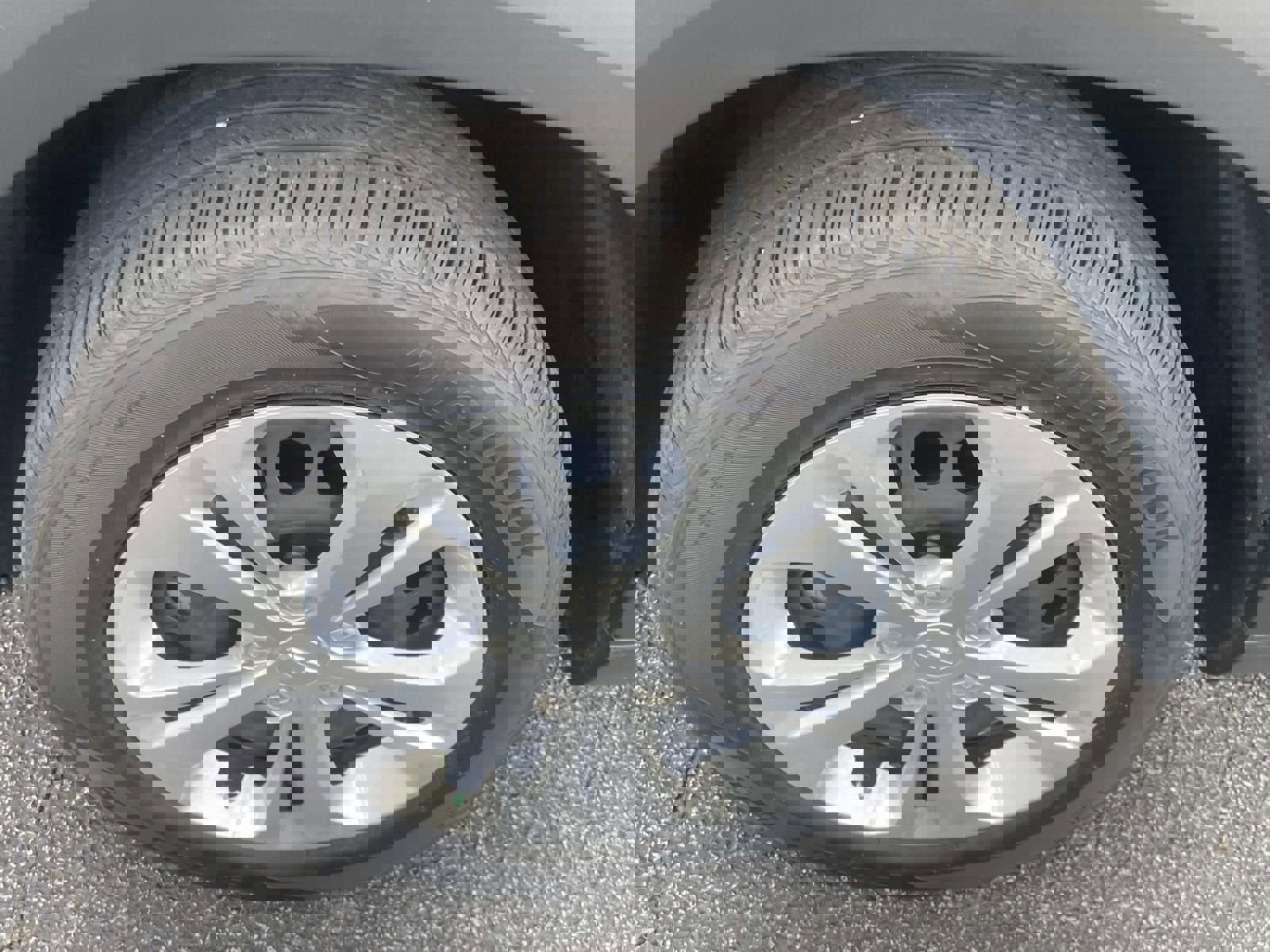 Used 2025 Chevrolet Trax LS image 9