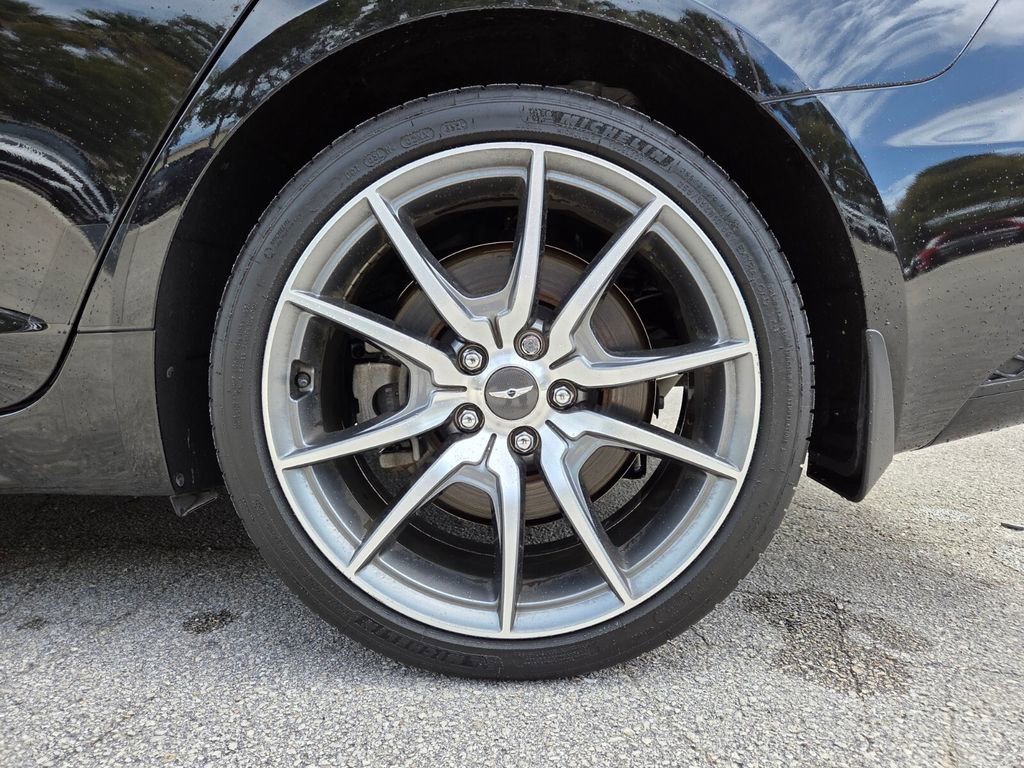 Used 2023 Genesis G70 3.3T image 15