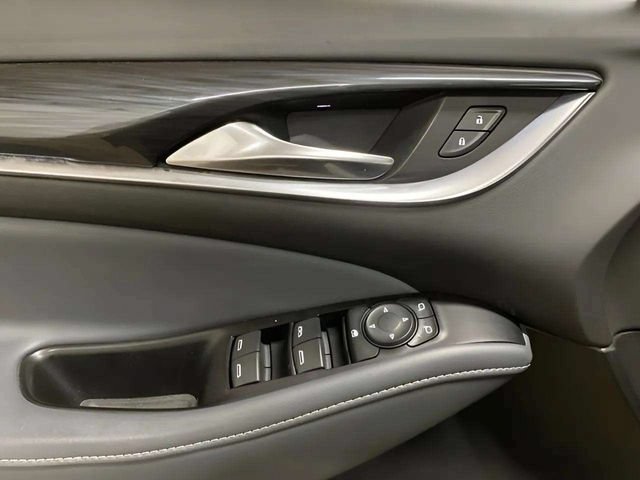 Used 2020 Buick Enclave Essence FWD image 19