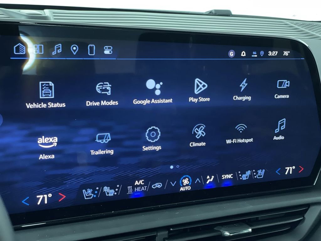 New 2025 Chevrolet Silverado EV LT image 16