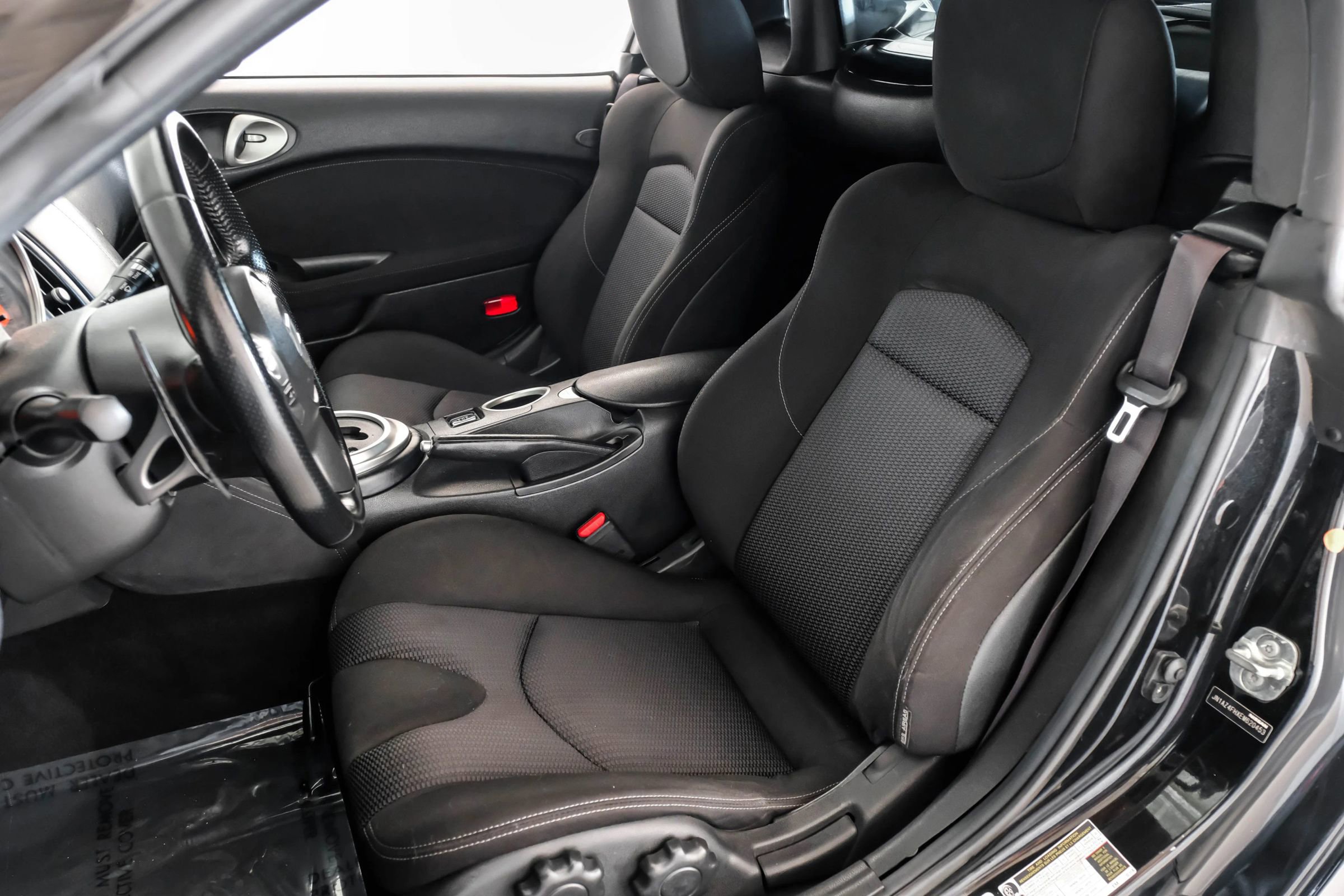 Used 2014 Nissan 370Z Roadster image 27