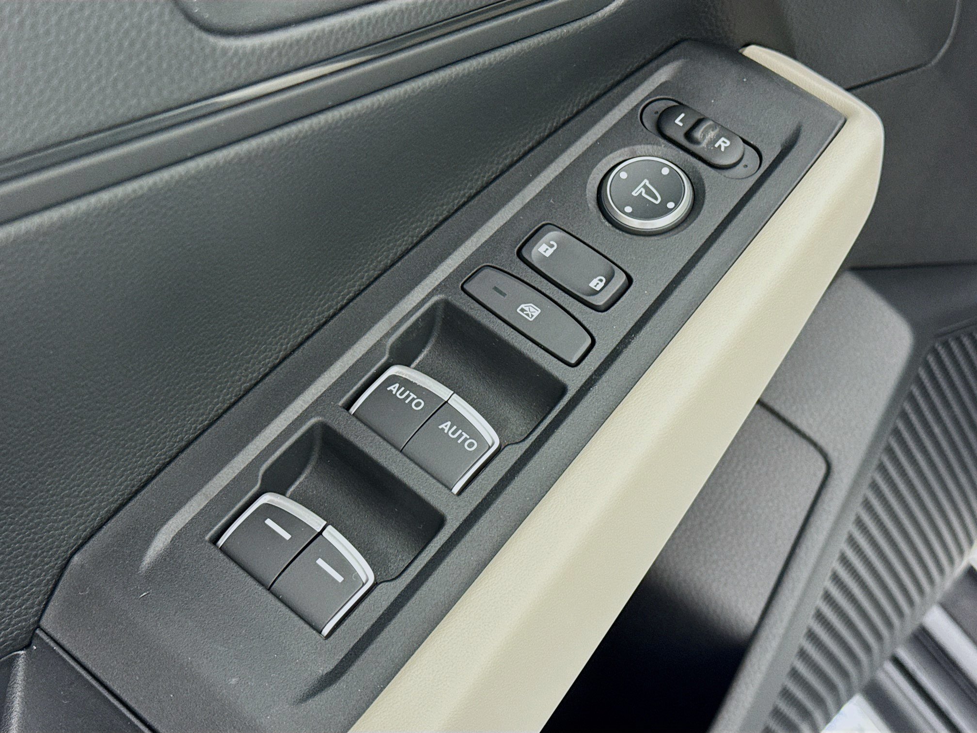 New 2026 Honda Accord LX image 17