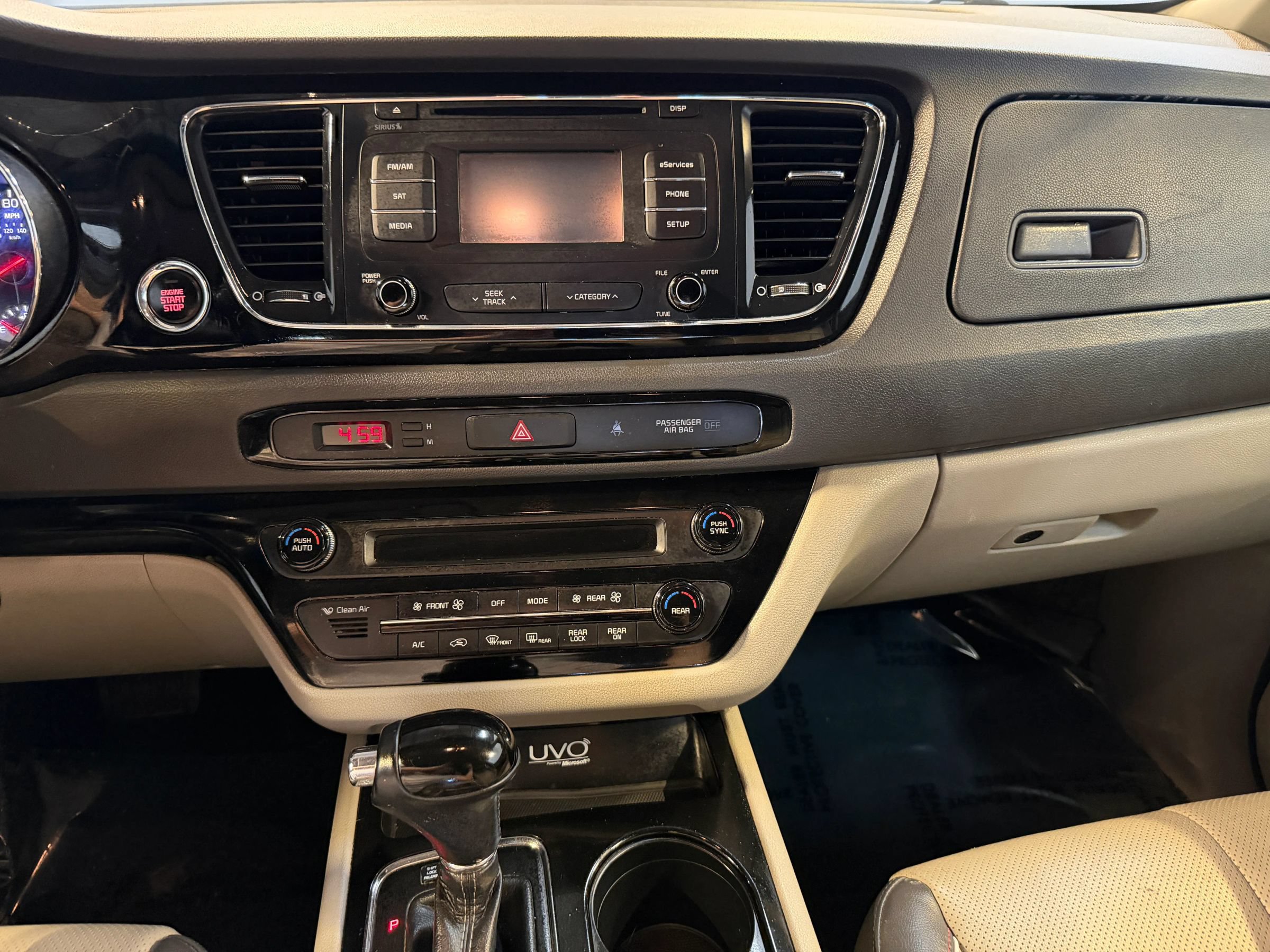 Used 2016 Kia Sedona EX FWD image 17