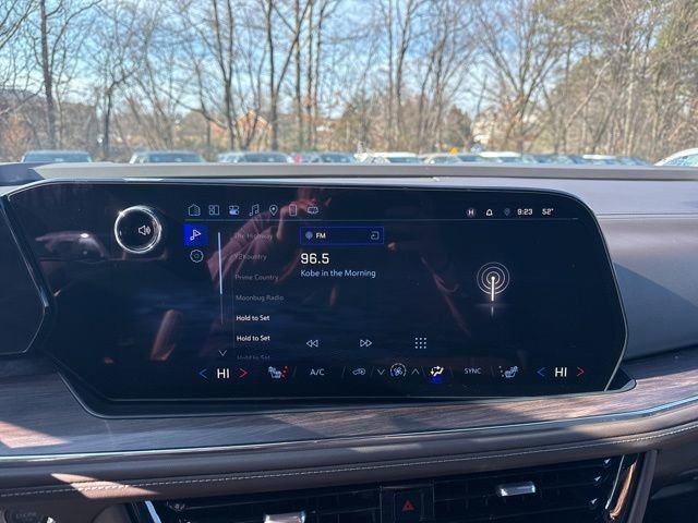 Used 2025 Chevrolet Tahoe Z71 w/ Comfort Package image 15