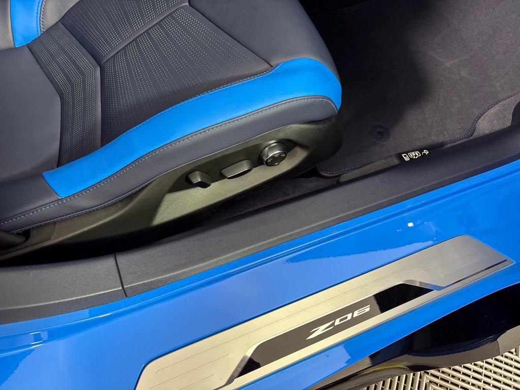 Certified 2023 Chevrolet Corvette Z06 w/ Stealth Interior Trim Package RWD image 8