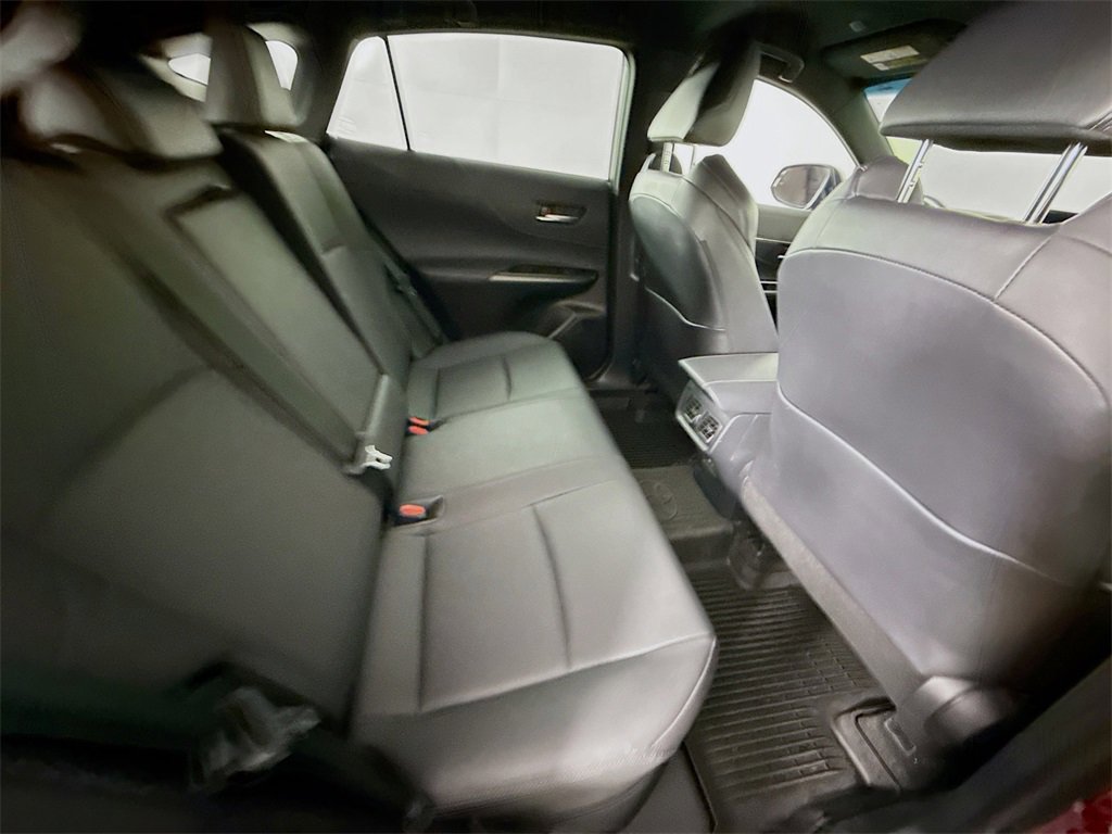Used 2023 Toyota Venza Nightshade image 28