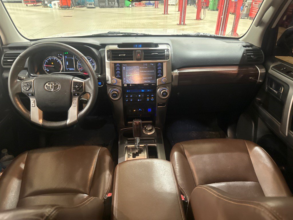 Used 2020 Toyota 4Runner Limited AWD/4WD image 14