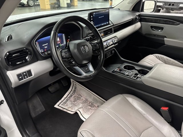 Used 2023 Honda Pilot Elite image 19