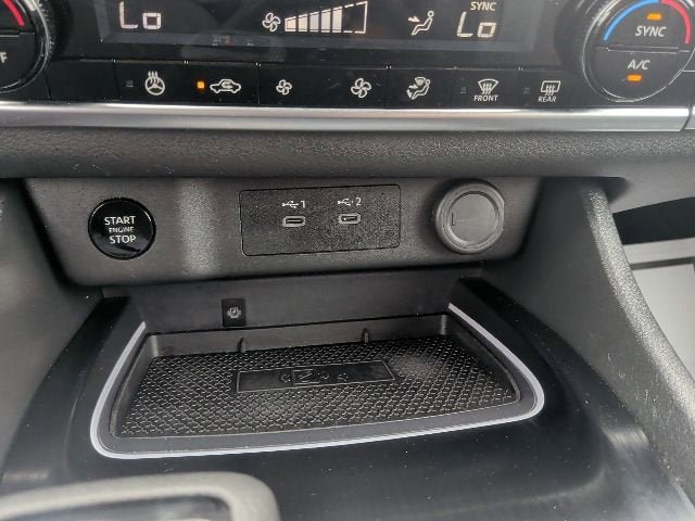 Used 2024 Nissan Rogue SL AWD/4WD image 24