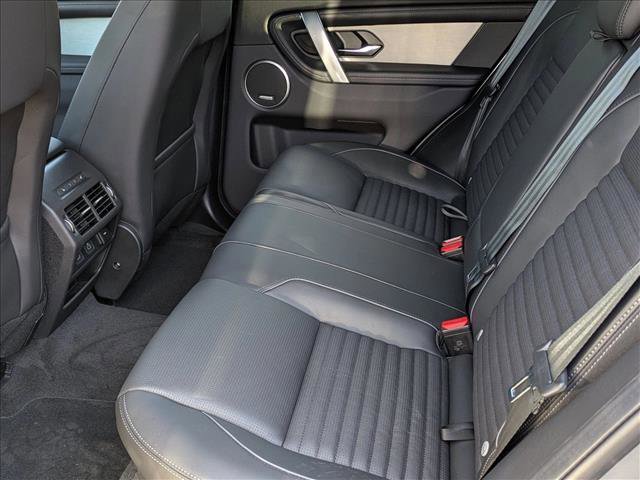 New 2026 Land Rover Discovery Sport Landmark image 17