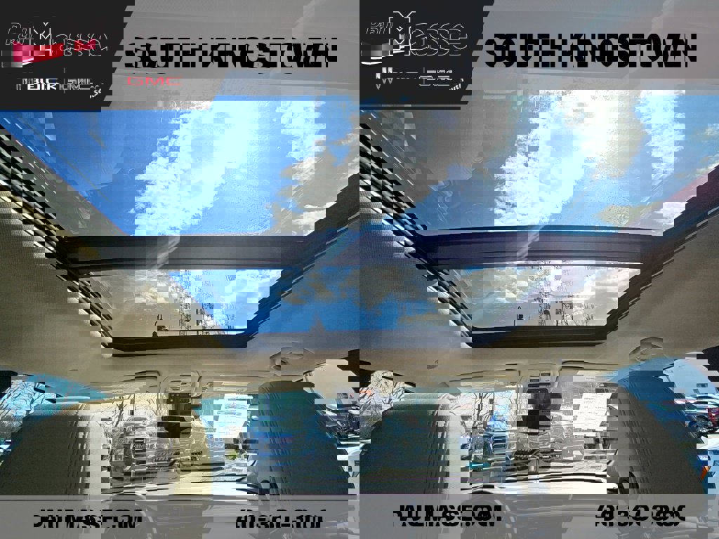 Used 2020 Buick Encore GX Essence w/ Experience Buick Package image 13