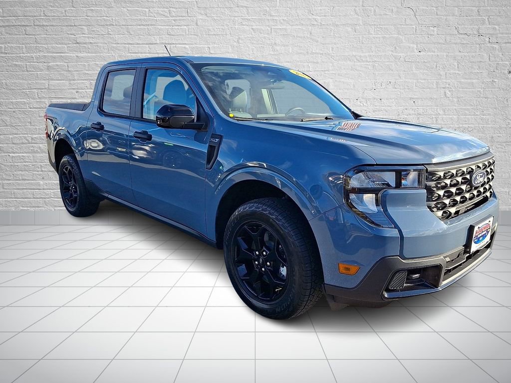 Used 2025 Ford Maverick XLT w/ XLT Luxury Package image 3