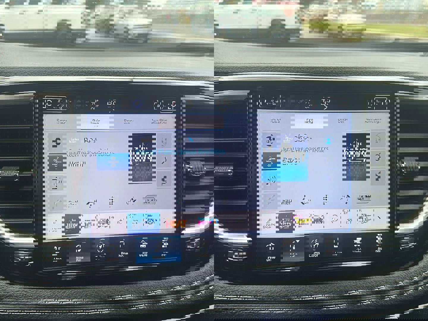 New 2026 Chrysler Pacifica Select image 15