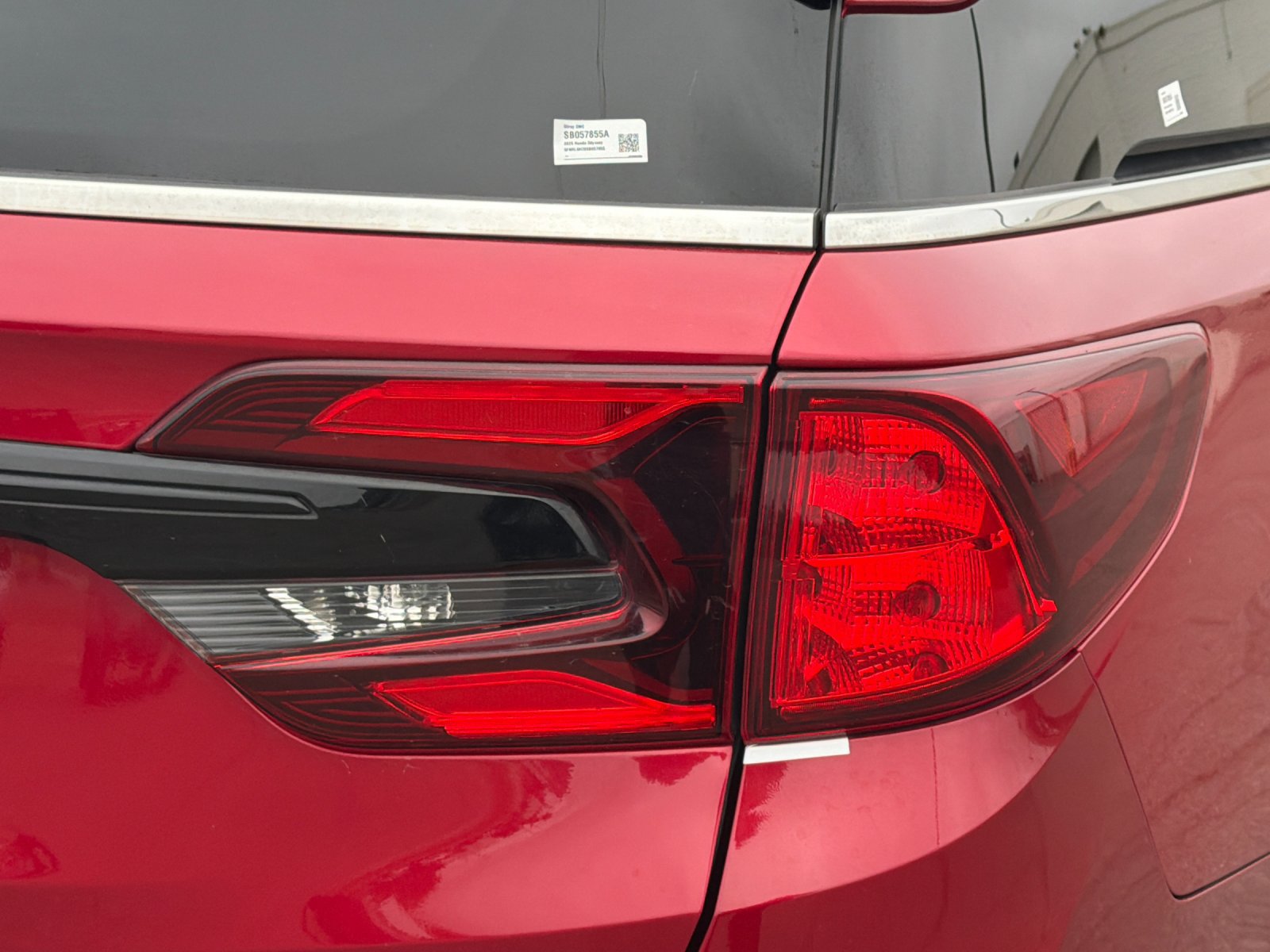 Used 2025 Honda Odyssey Sport-L image 39