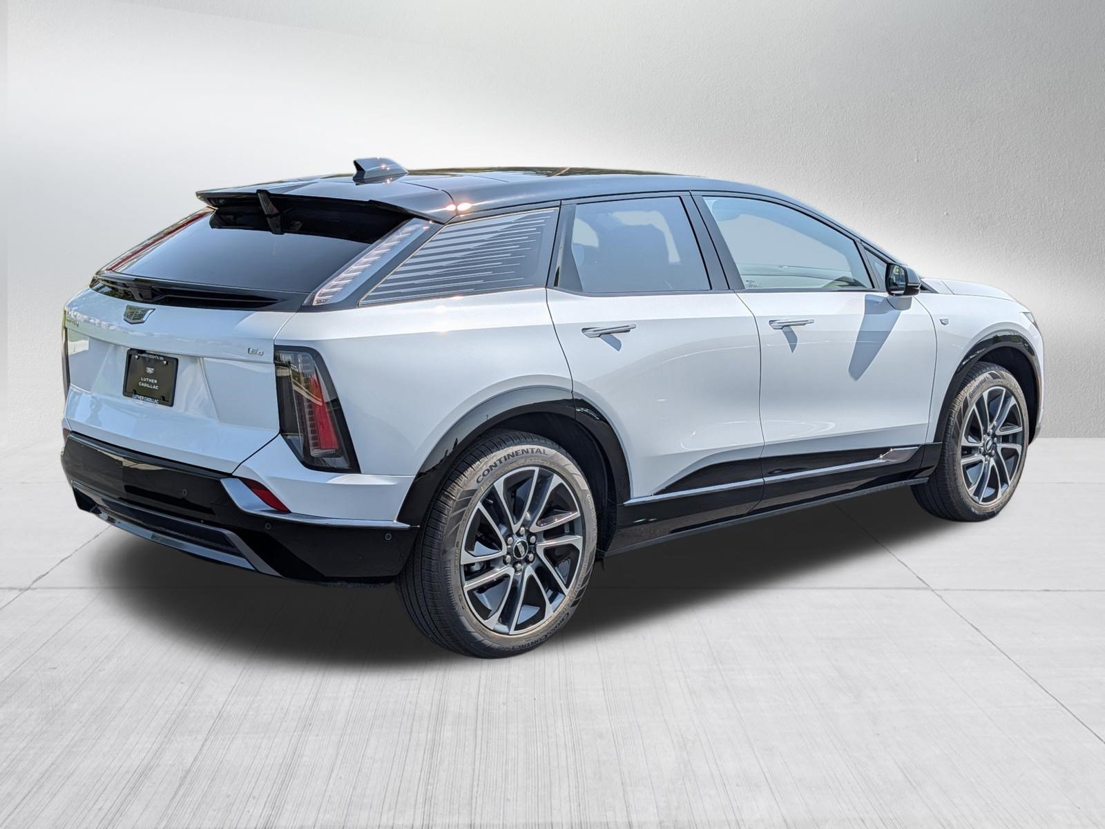 Used 2027 Cadillac Optiq Sport w/ LPO, Floor Liner Package AWD/4WD image 6