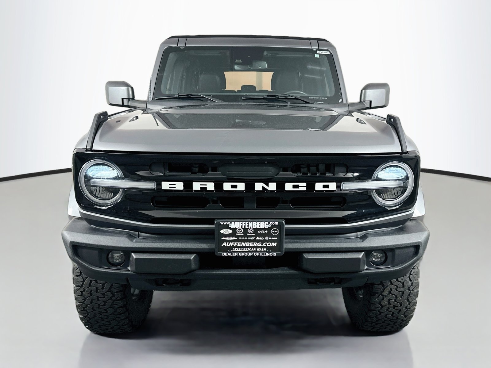 Used 2021 Ford Bronco Outer Banks AWD/4WD image 2