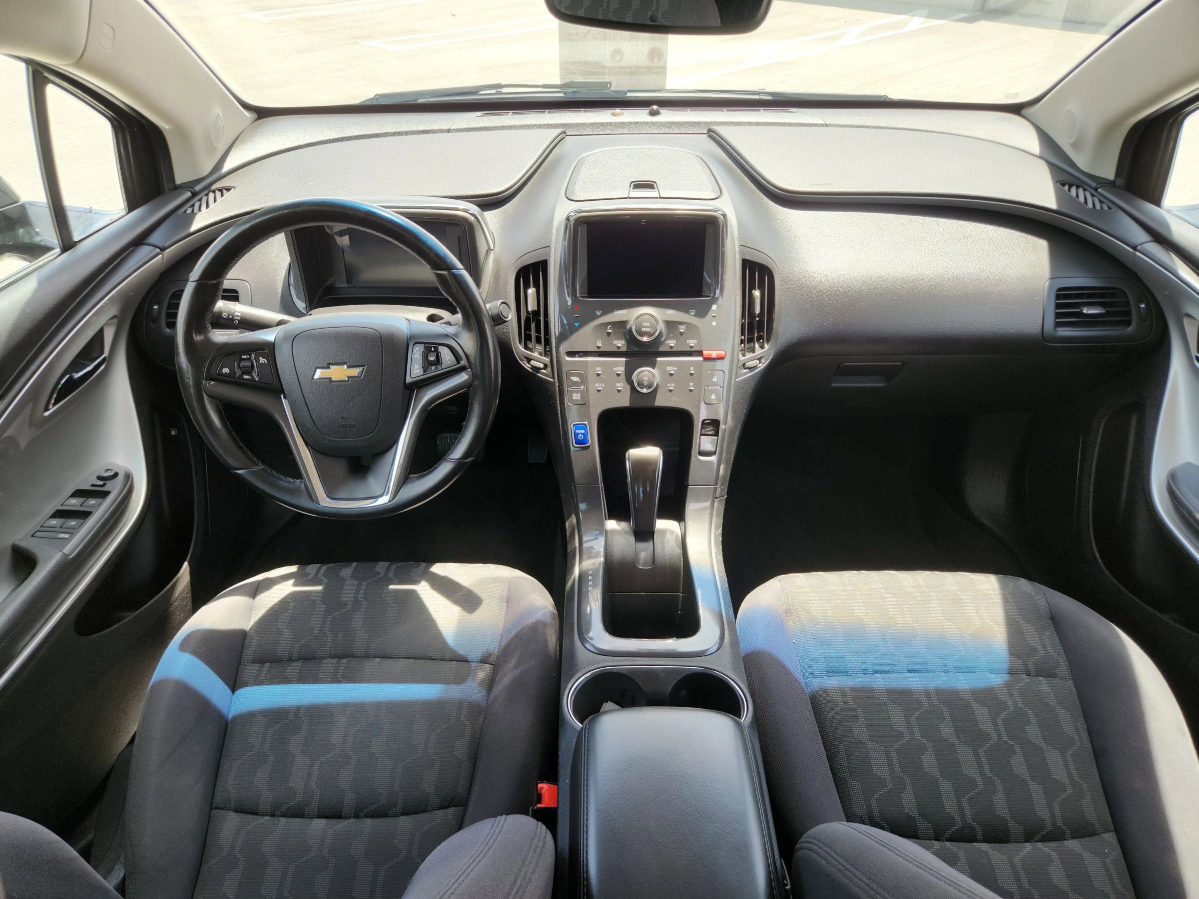 Used 2014 Chevrolet Volt w/ Enhanced Safety Package 1 FWD image 39