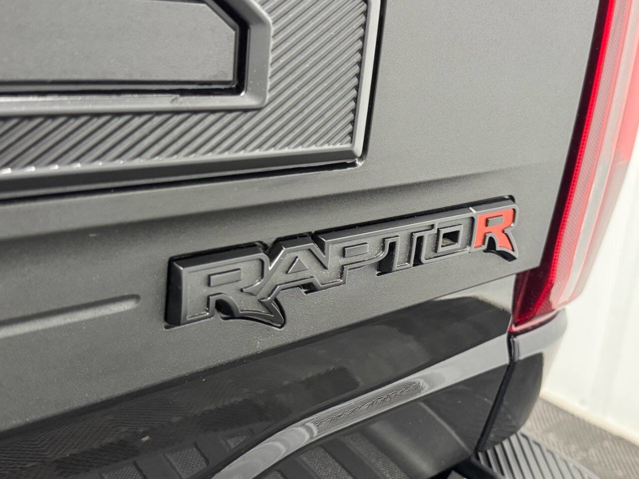 Used 2025 Ford F150 Raptor w/ Equipment Group 803A Raptor R image 15