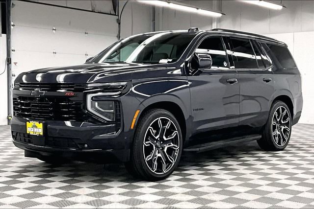 Used 2025 Chevrolet Tahoe RST w/ RST Capability Package image 13