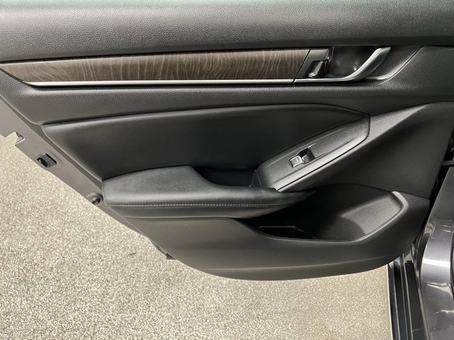 Used 2022 Honda Accord EX-L image 47